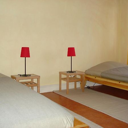 L'Auberge Du Petit Bonheur Le Verger Ruang foto
